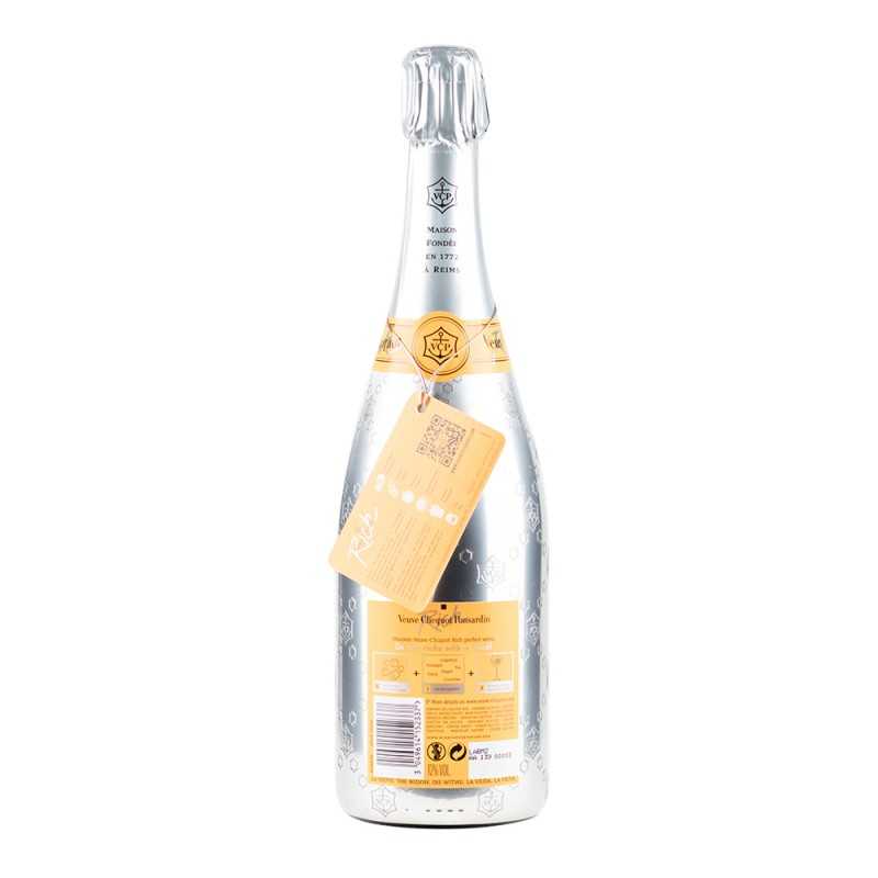 Champagne Rich Veuve Clicquot